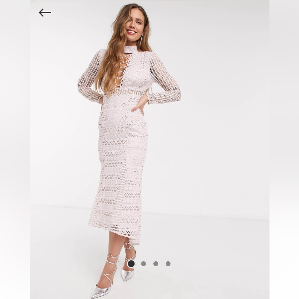 Absolutely breathtaking light pink lace dress